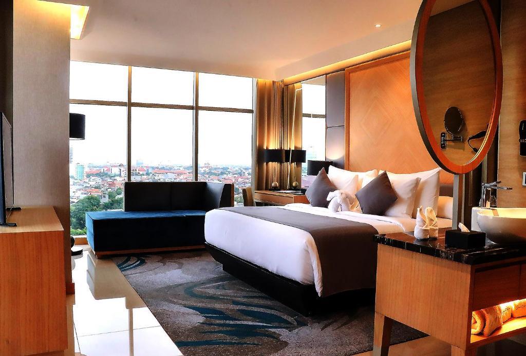 Morazen Surabaya Hotel Exterior foto