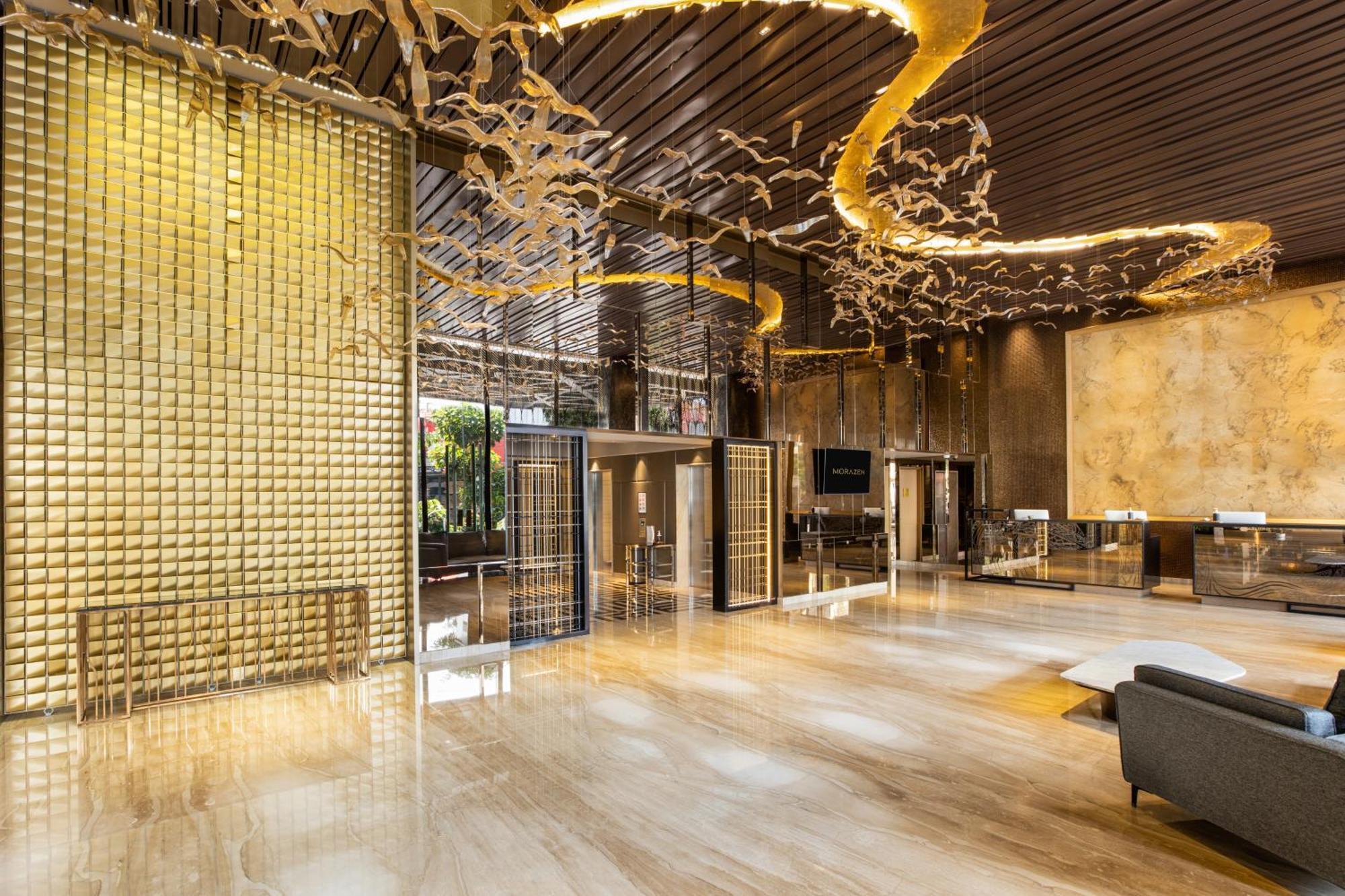 Morazen Surabaya Hotel Exterior foto